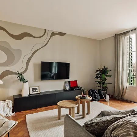 Apartment Nicoya - 3 Bedrooms And Balcony In Eixample Dreta Barcelona