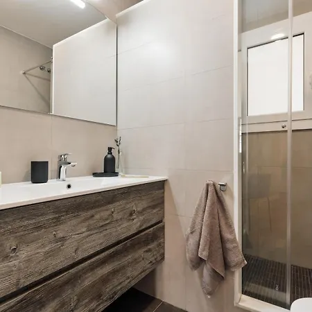 Nicoya - 3 Bedrooms And Balcony In Eixample Dreta * Barcelona
