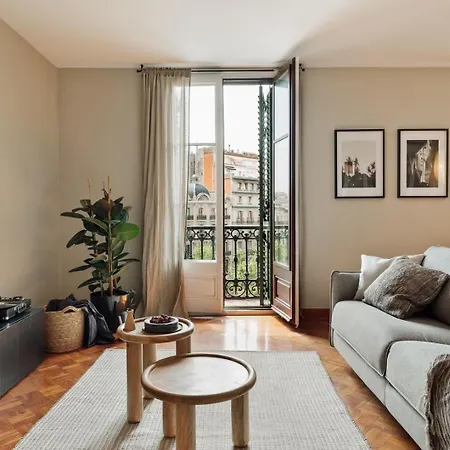 Nicoya - 3 Bedrooms And Balcony In Eixample Dreta Apartment *