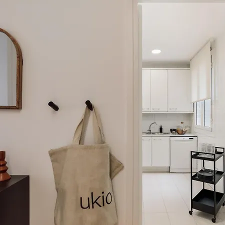 Nicoya - 3 Bedrooms And Balcony In Eixample Dreta Apartment *