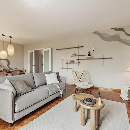 Nicoya - 3 Bedrooms And Balcony In Eixample Dreta Barcelona