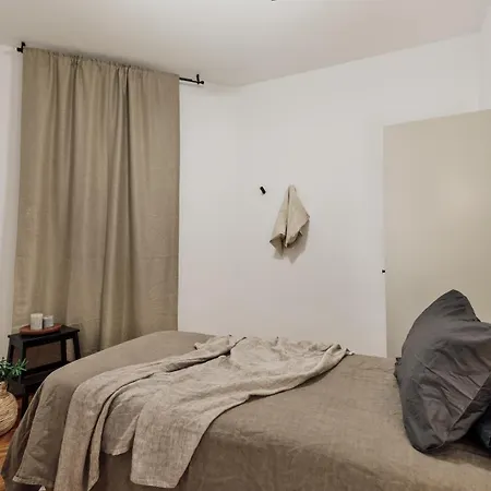 Nicoya - 3 Bedrooms And Balcony In Eixample Dreta